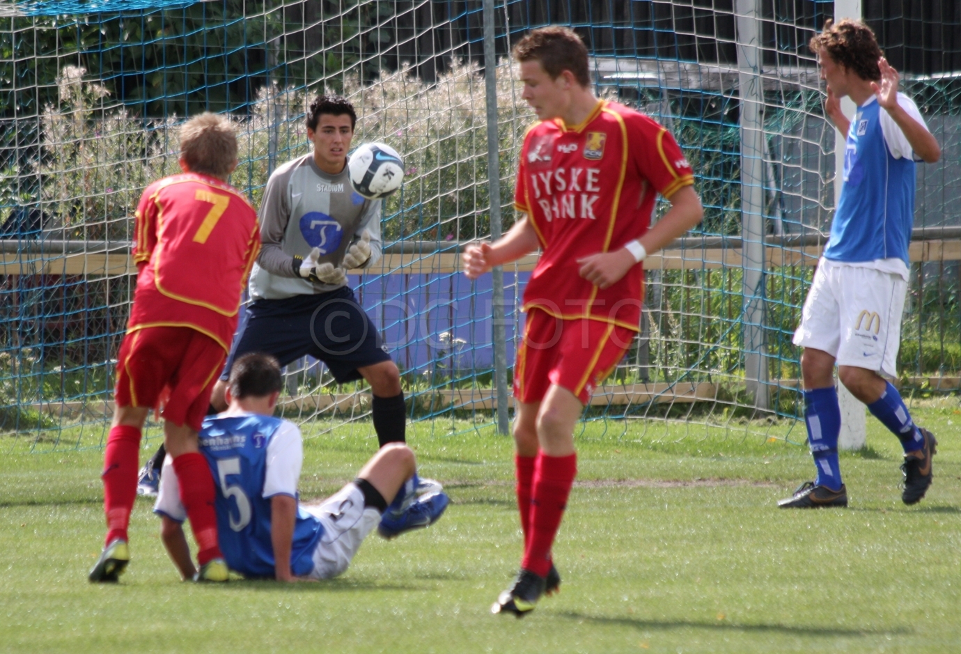 LB FCN038