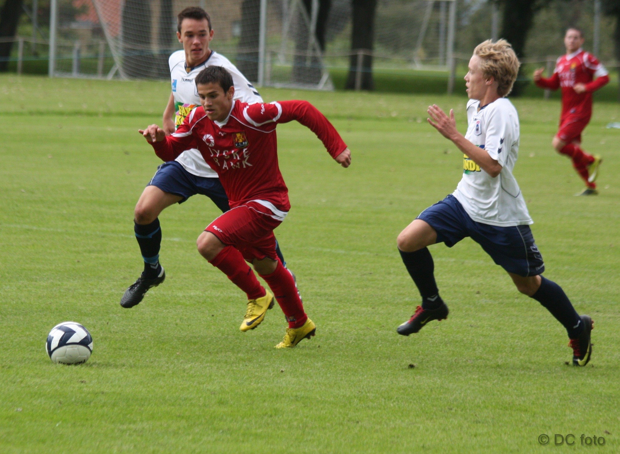 AGF FCN 057