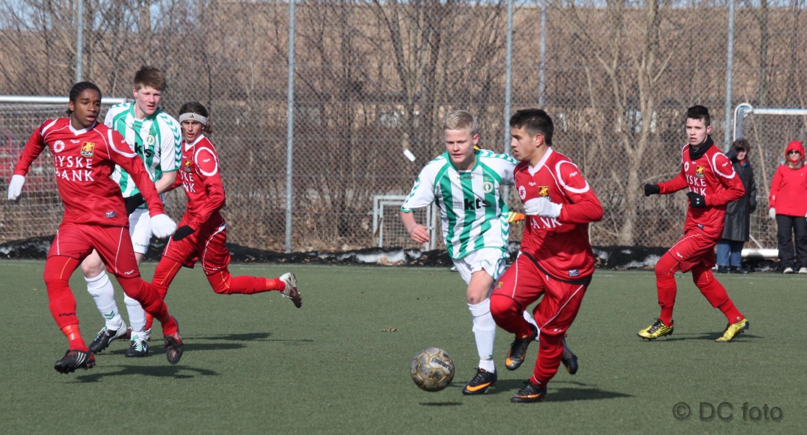 FCN AB042